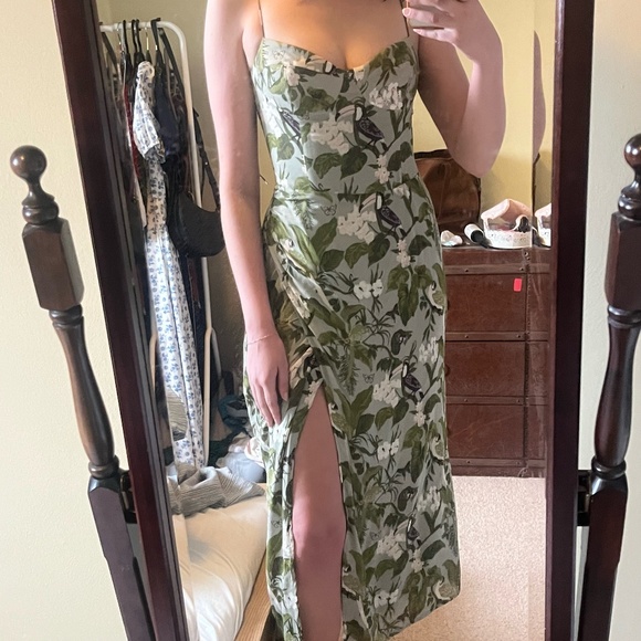 Reformation Kourtney in Toucan Floral Tie Strap Georgette Midi Dress 6 - Picture 2 of 2